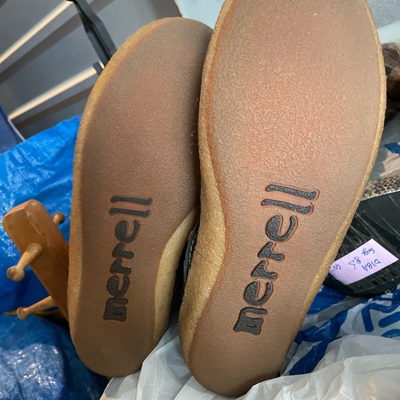 Merrell - Picture 4 of 5